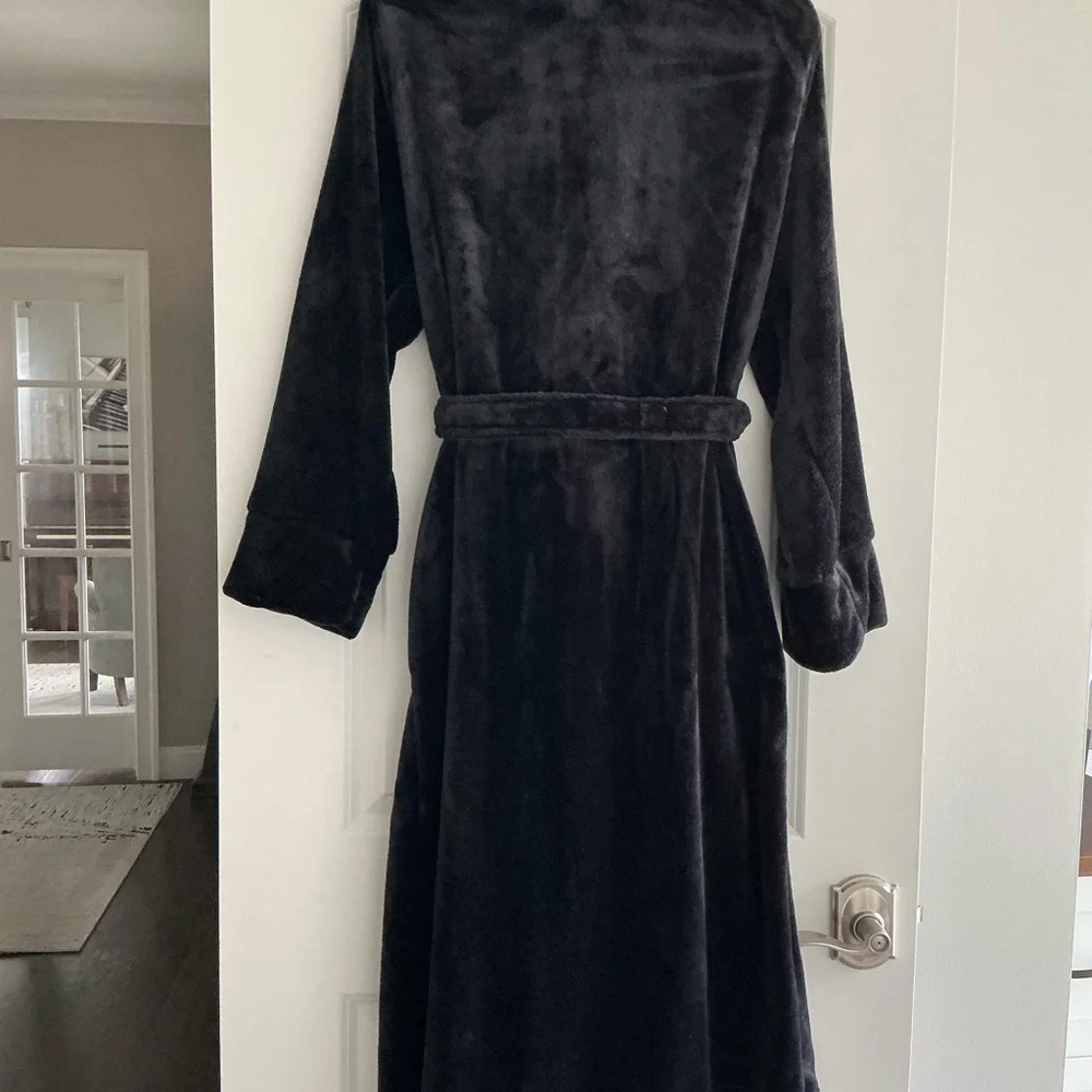 Soma Robe - Picture 3 of 4